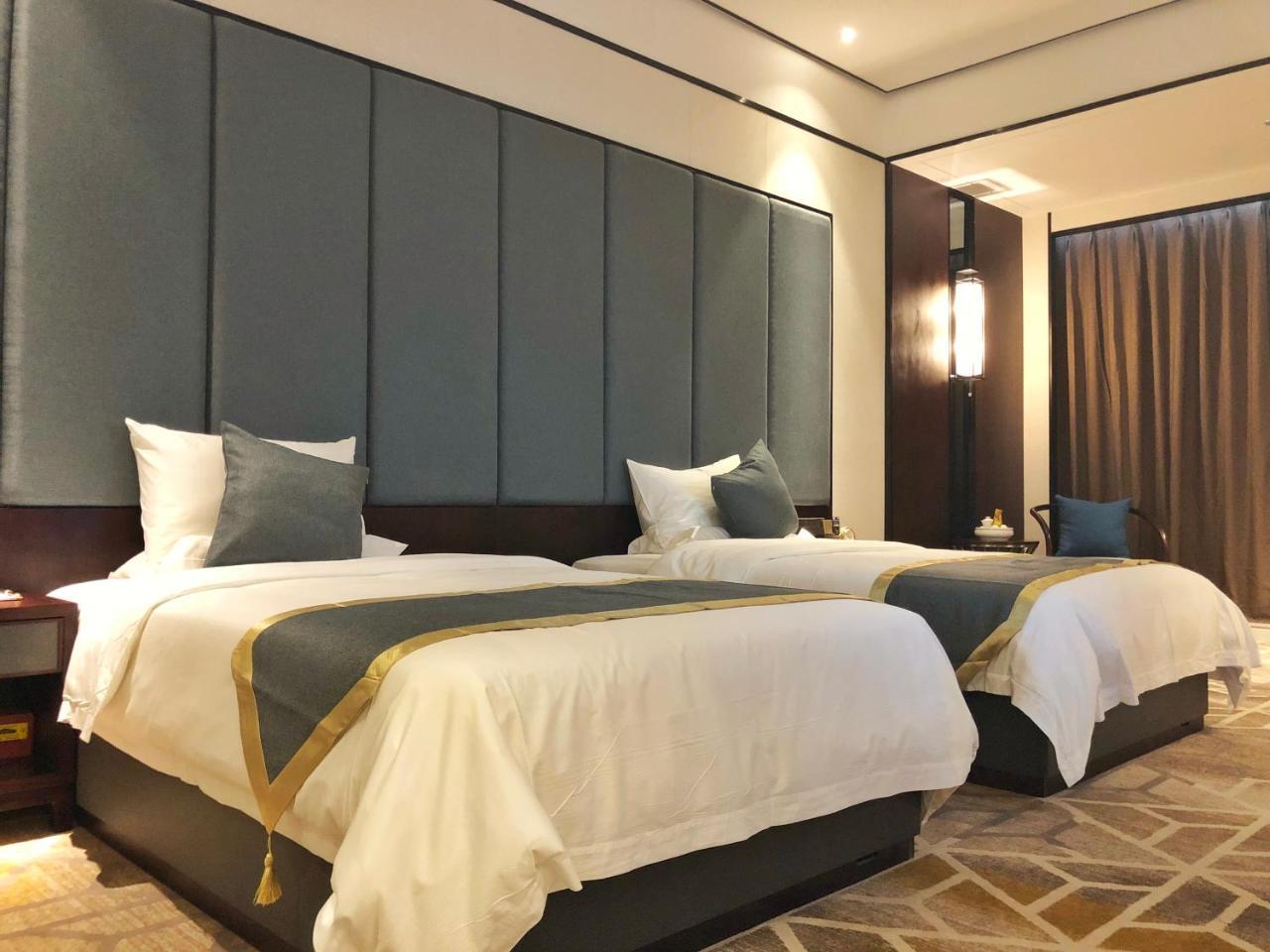 Shantou Hairun Hotel Exterior photo